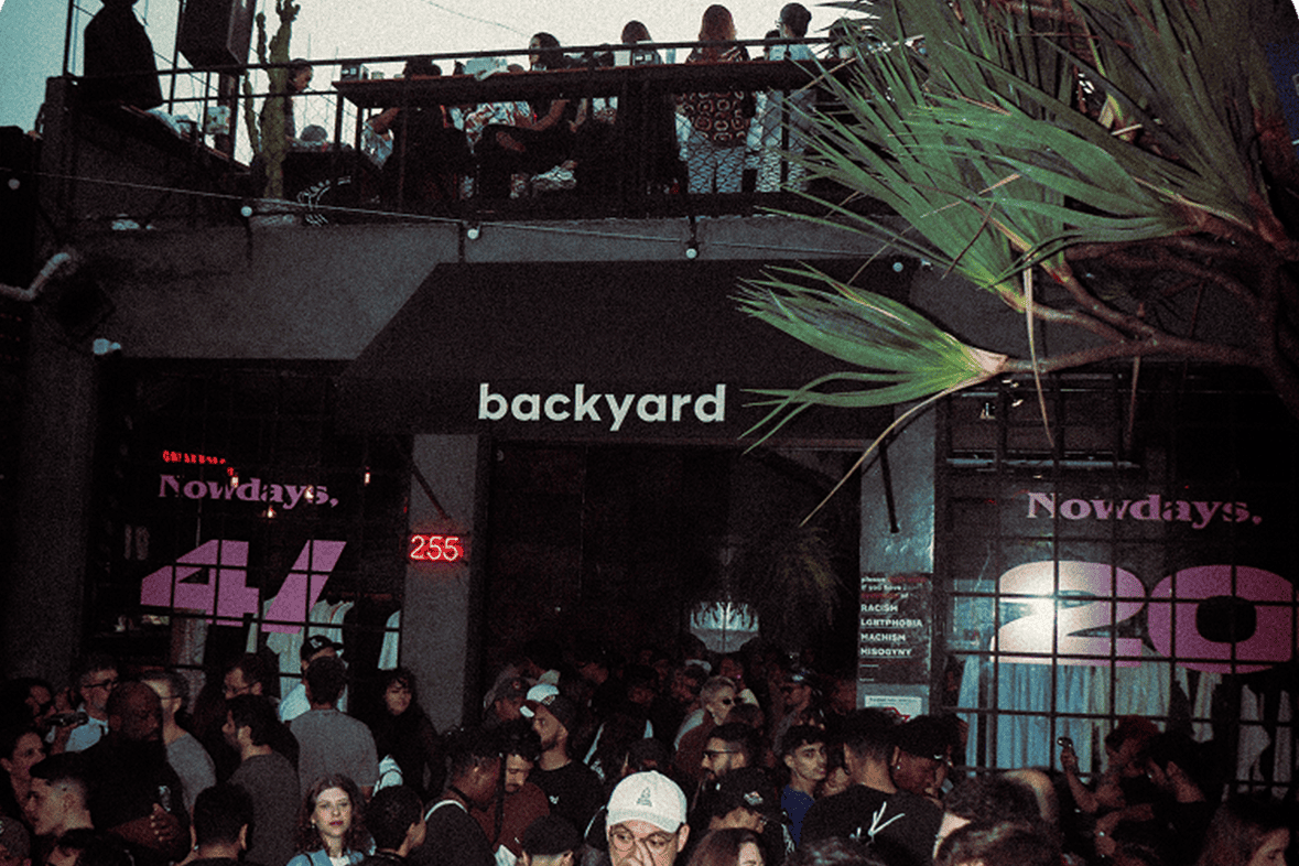 LOOP-CARROSSEL-BACKYARD (4)